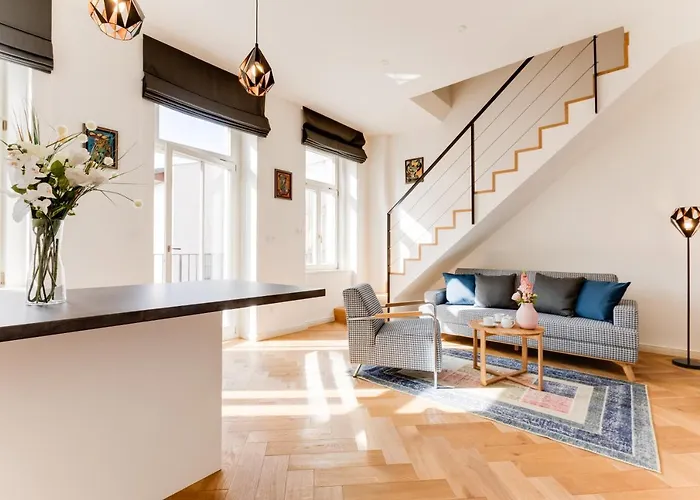 Andel Design Duplex, Ac, Garage 아파트 *