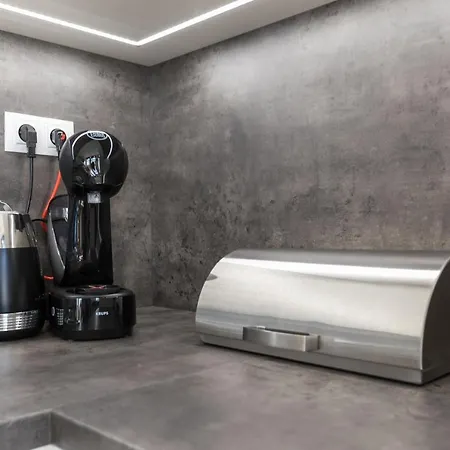 Andel Design Duplex, Ac, Garage 프라하