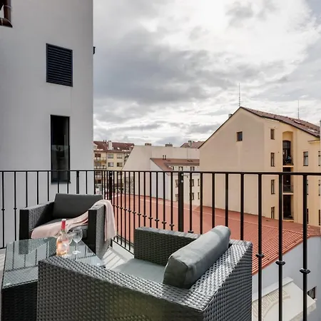 Andel Design Duplex, Ac, Garage Prága
