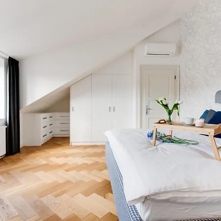 아파트 Andel Design Duplex, Ac, Garage