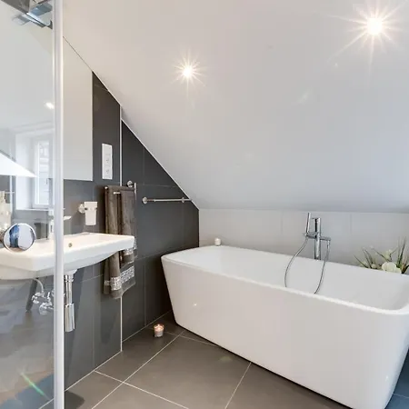 Andel Design Duplex, Ac, Garage *